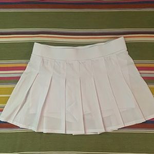 NWOT Kyodan Golf Tennis White Pleated Skirt
